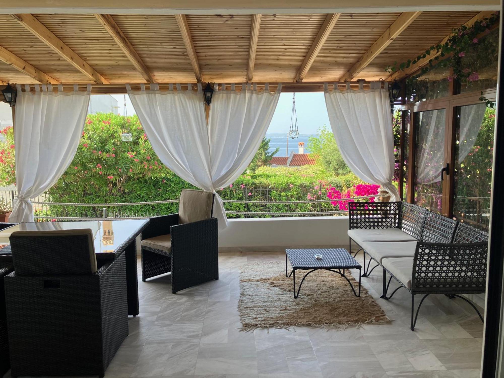 Beautiful Beach House Gerakini Exterior photo