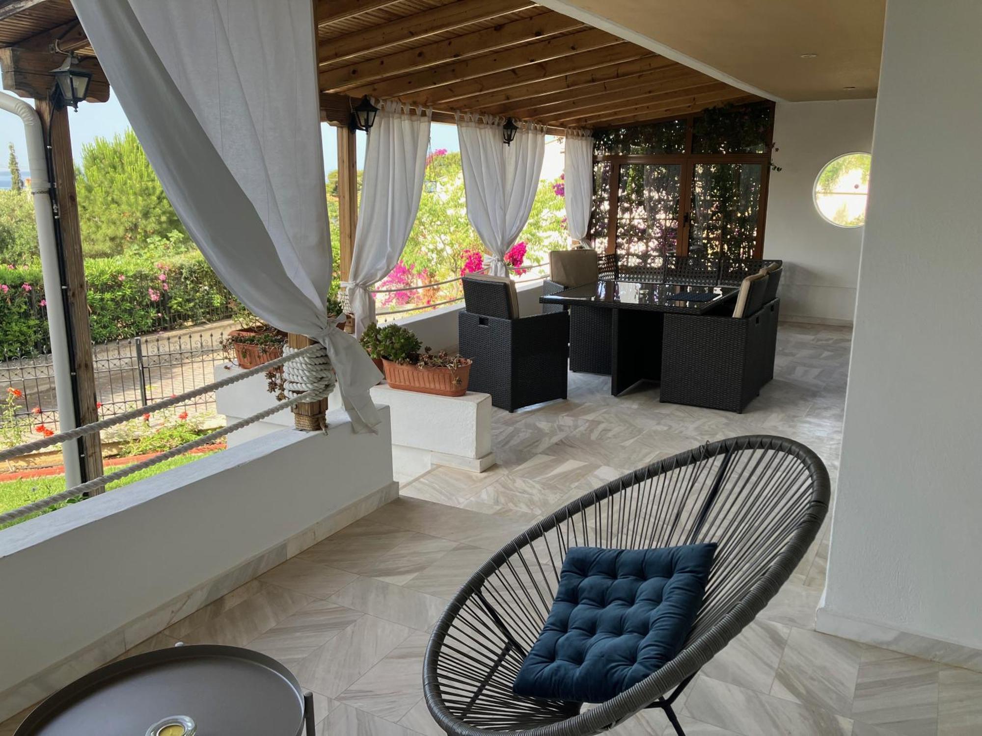 Beautiful Beach House Gerakini Exterior photo